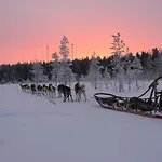 Apartment Suutarintie - Authentic Lappish Experience By The River *
