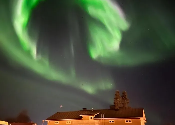 Suutarintie - Authentic Lappish Experience By The River *